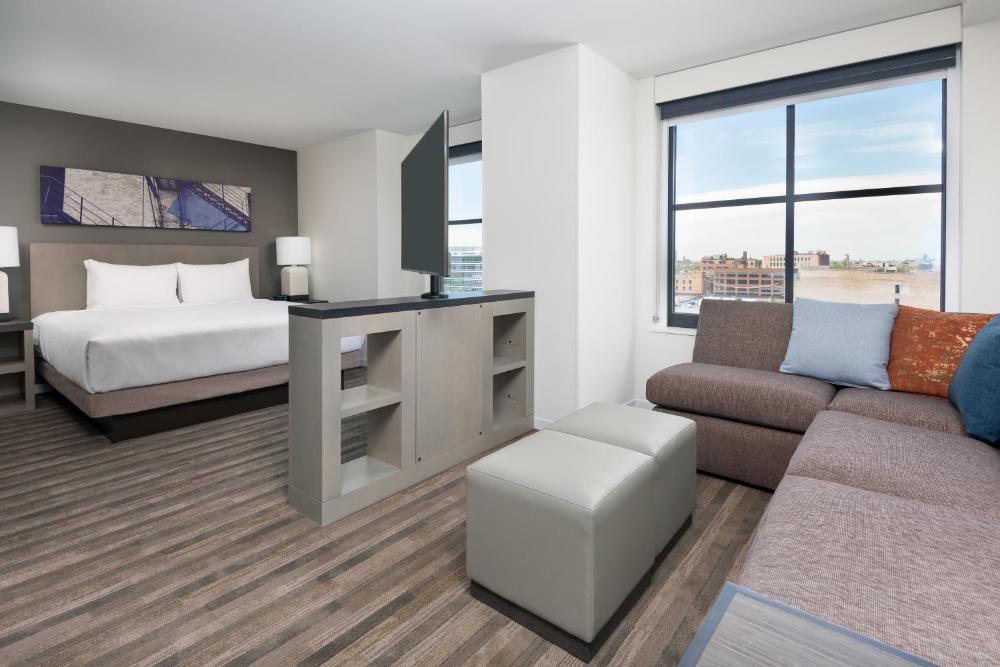 King Studio Suite with Kitchen and Sofa Bed interior